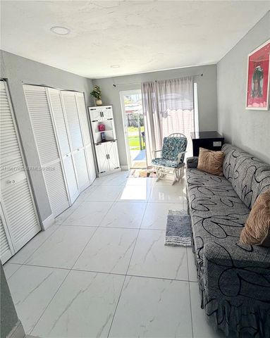 598 E 41st St, Hialeah, FL 33013