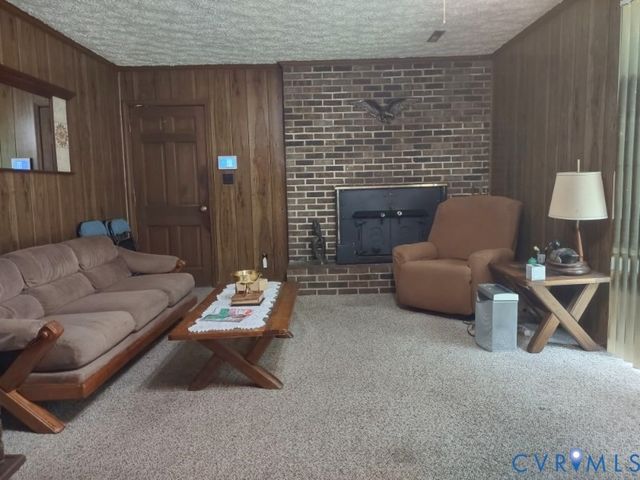 4205 Brickhouse Ct, Petersburg, VA 23803