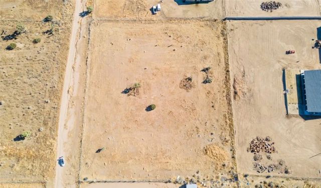 8785 Bonanza, Phelan, CA 92371