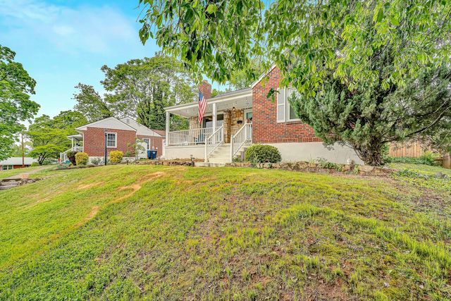 2774 Derwent DR SW, Roanoke, VA 24015