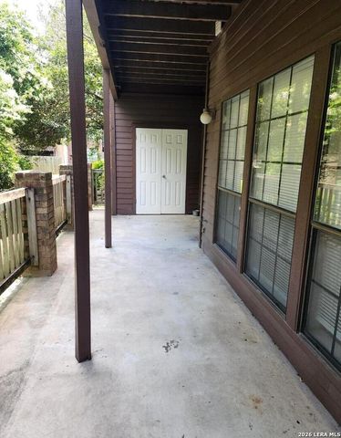 8611 Datapoint Dr Apt 73, San Antonio, TX 78229
