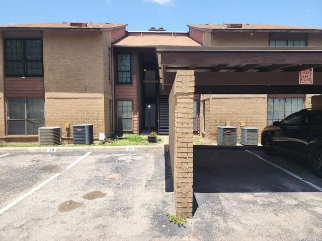 8611 Datapoint Dr Apt 73, San Antonio, TX 78229