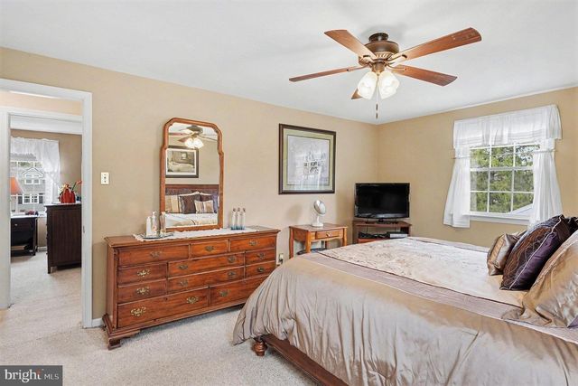 95 KLEYONA AVE, Phoenixville, PA 19460