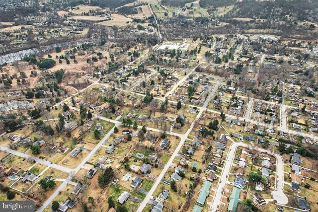 95 KLEYONA AVE, Phoenixville, PA 19460