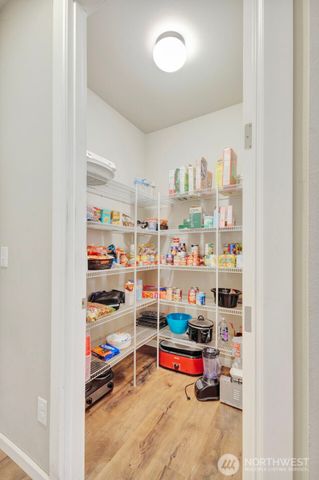 210 Fielding Street Ct E, Orting, WA 98360