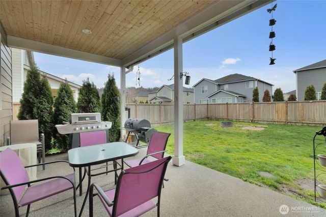 210 Fielding Street Ct E, Orting, WA 98360