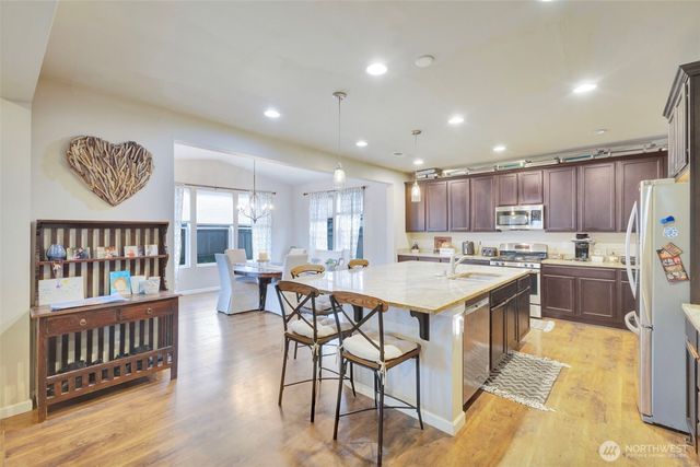 210 Fielding Street Ct E, Orting, WA 98360