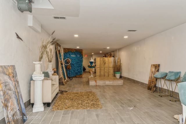 3801 S Kedzie Avenue, Chicago, IL 60632