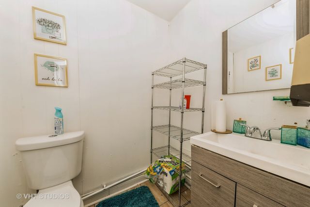 3801 S Kedzie Avenue, Chicago, IL 60632