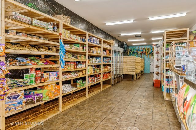 3801 S Kedzie Avenue, Chicago, IL 60632