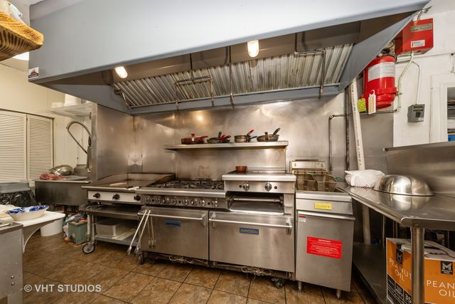 3801 S Kedzie Avenue, Chicago, IL 60632