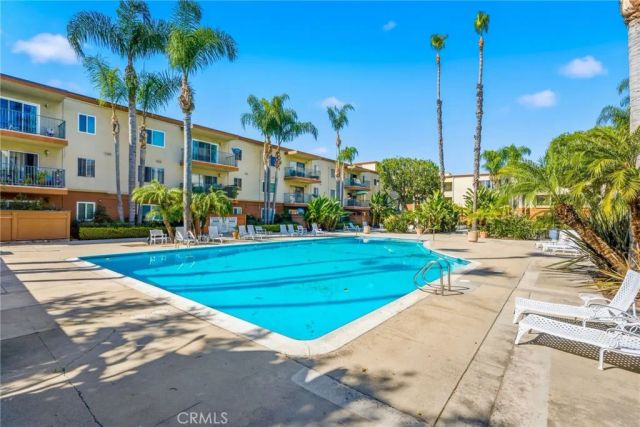 400 N Acacia Avenue A17, Fullerton, CA 92831