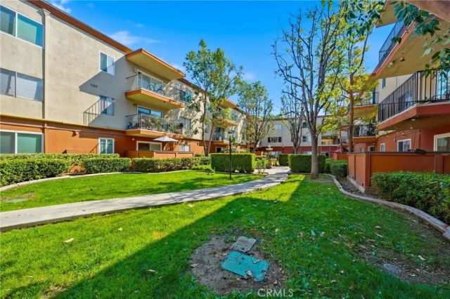 400 N Acacia Avenue A17, Fullerton, CA 92831