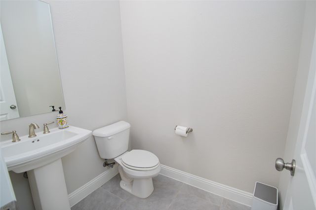 12709 Royal Oaks Lane, Farmers Branch, TX 75234