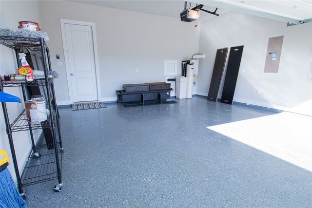 12709 Royal Oaks Lane, Farmers Branch, TX 75234