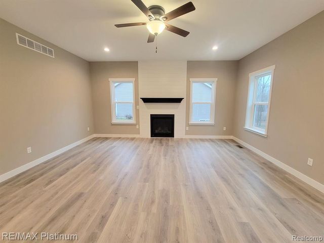 13120 Stony Brook Pass, Linden, MI 48451