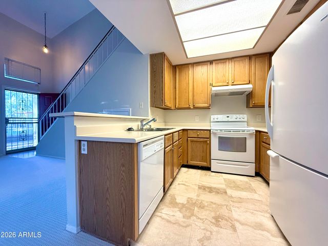 500 N ROOSEVELT Avenue 60, Chandler, AZ 85226