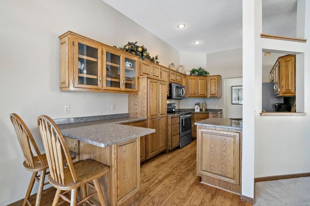 4120 Arbor Lane, Eagan, MN 55122