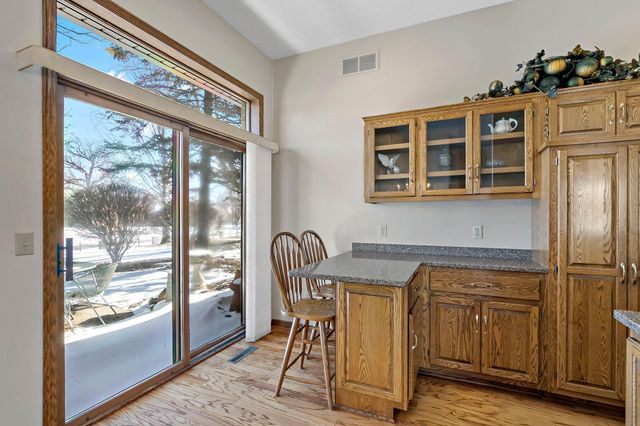 4120 Arbor Lane, Eagan, MN 55122