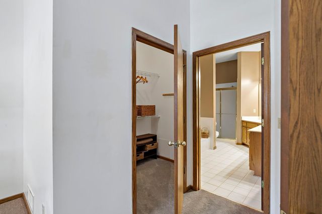 4120 Arbor Lane, Eagan, MN 55122