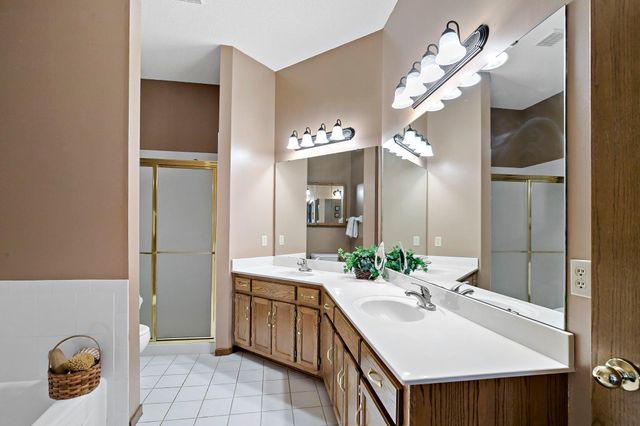 4120 Arbor Lane, Eagan, MN 55122