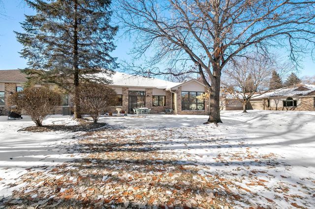 4120 Arbor Lane, Eagan, MN 55122