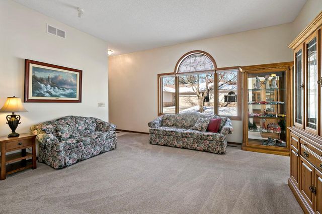 4120 Arbor Lane, Eagan, MN 55122