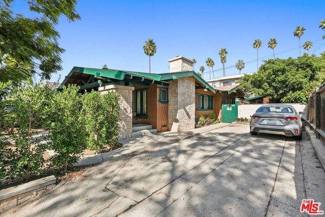 6083 Selma Avenue, Los Angeles, CA 90028