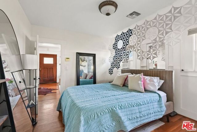 6083 Selma Avenue, Los Angeles, CA 90028