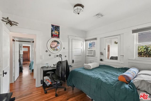 6083 Selma Avenue, Los Angeles, CA 90028