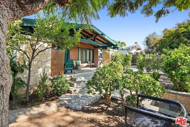 6083 Selma Avenue, Los Angeles, CA 90028