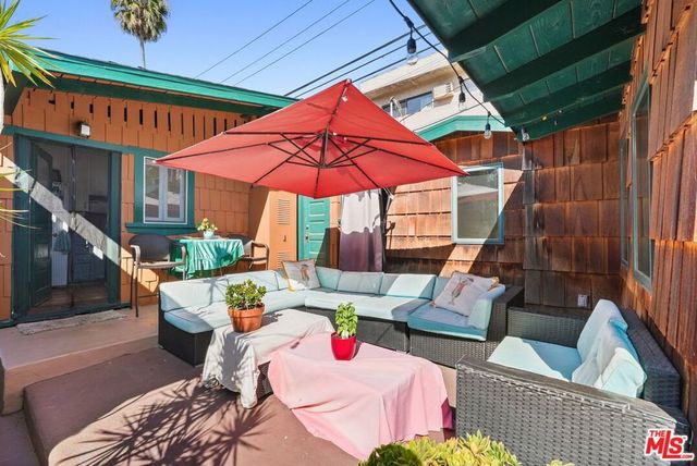 6083 Selma Avenue, Los Angeles, CA 90028