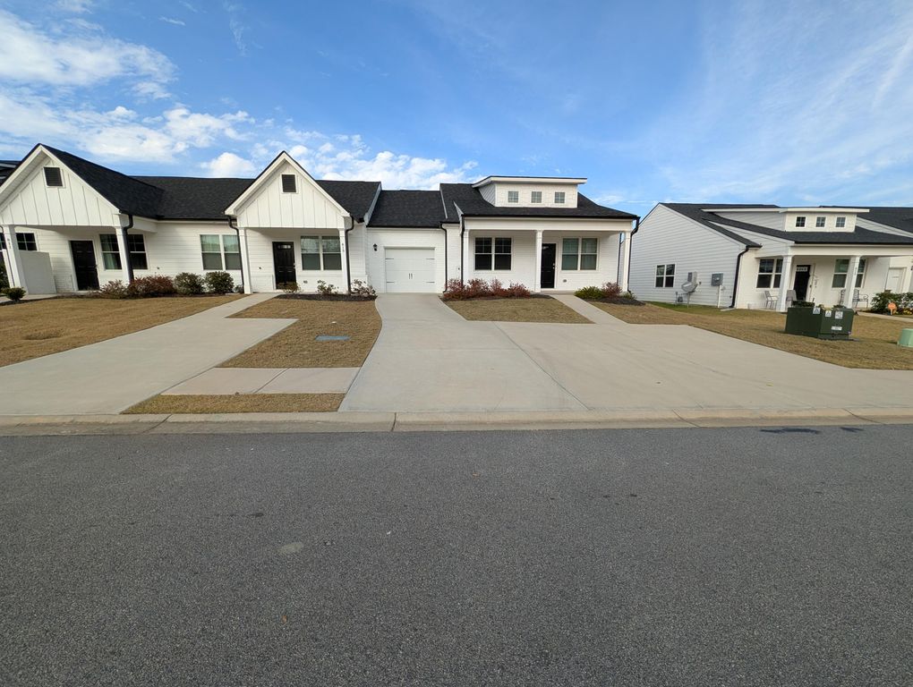 815 Feldspar Manor, Graniteville, SC 29829