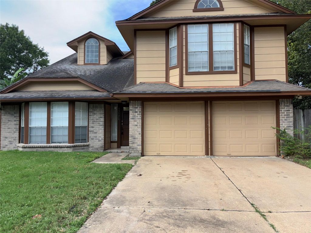 15526 Barbarossa Drive, Houston, TX 77083