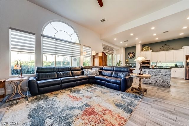 304 Nottinghill Gate, Las Vegas, NV 89145