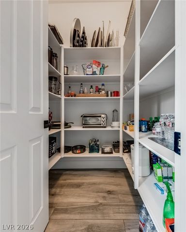 304 Nottinghill Gate, Las Vegas, NV 89145