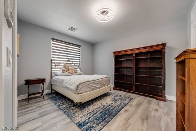 304 Nottinghill Gate, Las Vegas, NV 89145