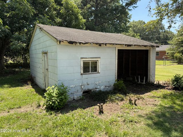 308 E Main Street, Mount Olive, NC 28365