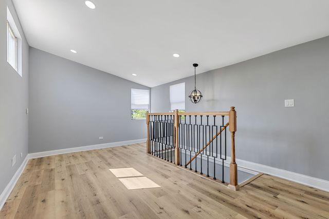 5068 W Congress Parkway, Chicago, IL 60644