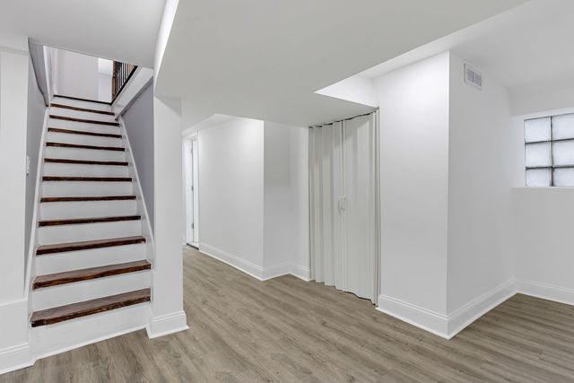 5068 W Congress Parkway, Chicago, IL 60644