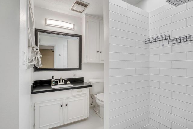 1109 S State Street, Madisonville, TX 77864