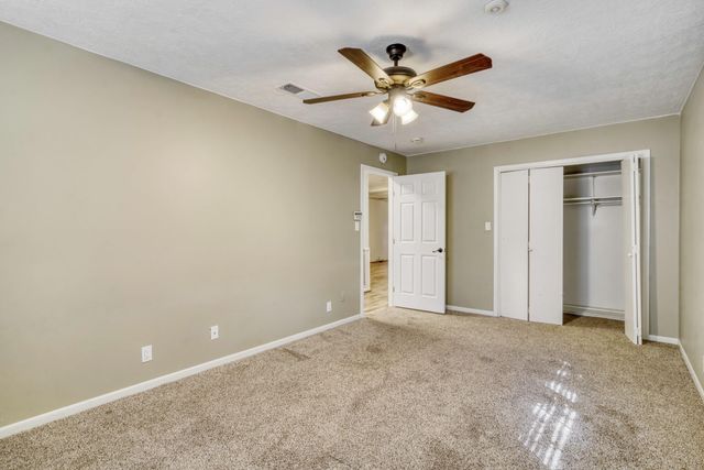 1109 S State Street, Madisonville, TX 77864