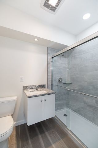19-33 Richardson Avenue 21, Wakefield, MA 01880