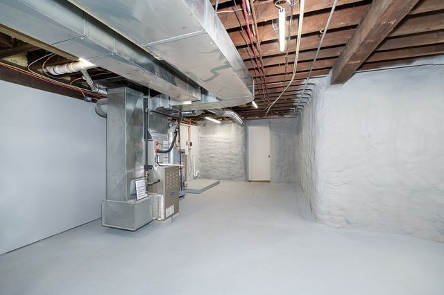 19-33 Richardson Avenue 21, Wakefield, MA 01880