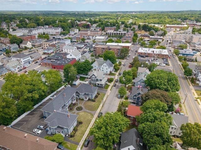 19-33 Richardson Avenue 21, Wakefield, MA 01880