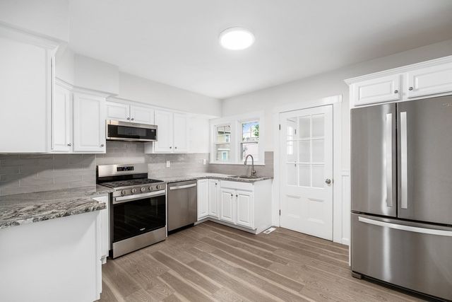 19-33 Richardson Avenue 21, Wakefield, MA 01880