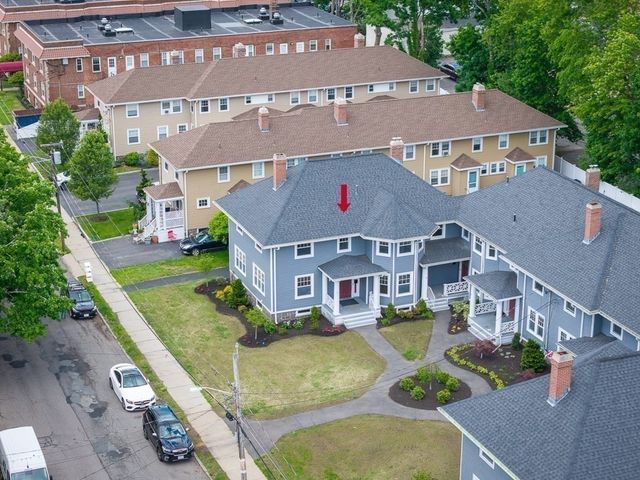 19-33 Richardson Avenue 21, Wakefield, MA 01880