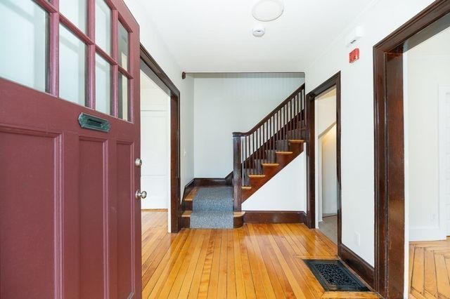 19-33 Richardson Avenue 21, Wakefield, MA 01880