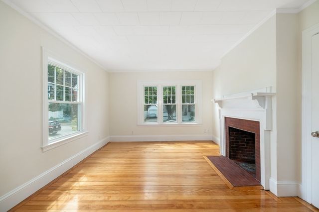 19-33 Richardson Avenue 21, Wakefield, MA 01880