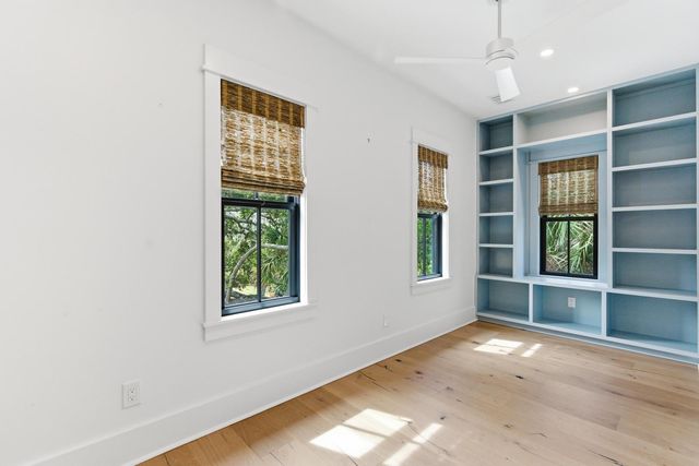 8 29th Avenue, Isle Of Palms, SC 29451